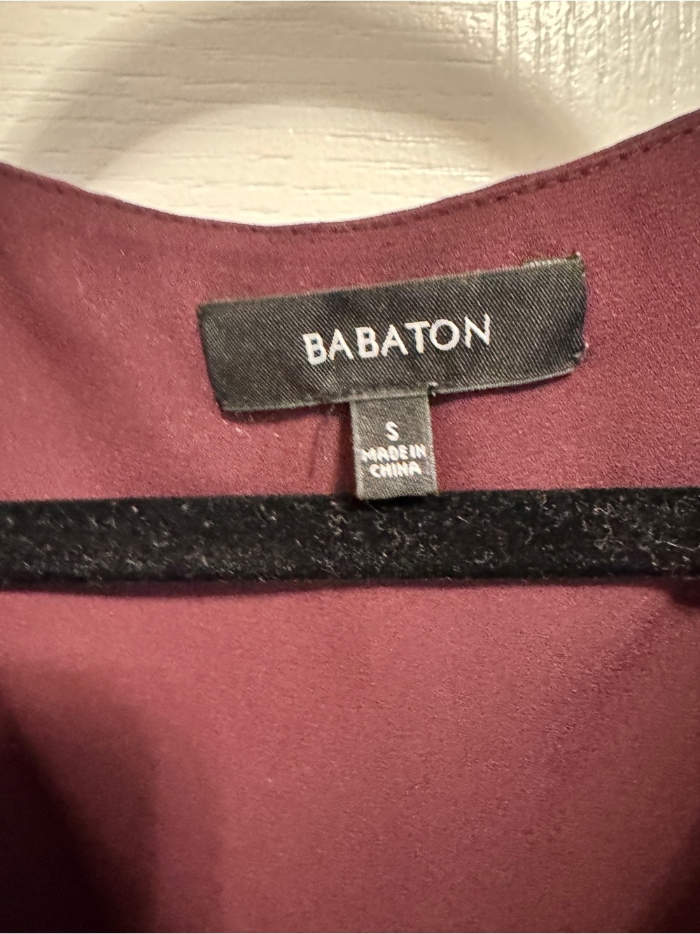 Babaton burgundy V-Neck Sleeveless Camisole - Picture 2 of 3